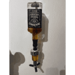 Support bouteille mural avec doseur 45ml